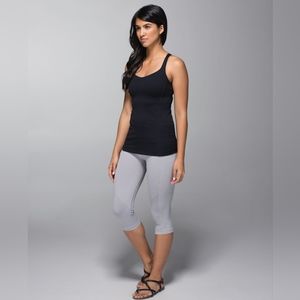 Lululemon free to be tank size 6